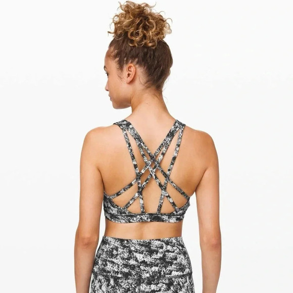 Lululemon Free To Be Serene Bra Size 8 - Picture 1 of 10